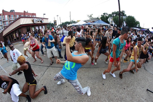 Houston’s LGBT community concluded its weeklong celebrations and festivities, which lead up to this year’s 34th annual LGBT Pride Festival and Parade sponsored by Pride Houston this weekend. The streets in Montrose blared with loud hip-hop music. | Nine Nguyen/The Daily Cougar