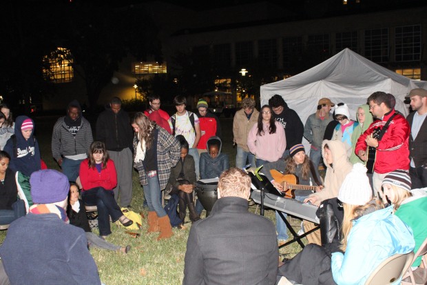 Regardless of a student’s faith, Campus House of Prayer staff encouraged students to join them for a session of music and prayer outside the M.D. Anderson Memorial Library. | Zachary Burton/The Daily Cougar