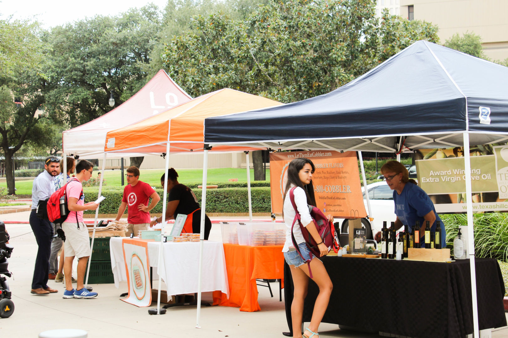 Students will be able to shop for locally sourced and produced items Wednesday at the UH Farmers Market. | File Photo
