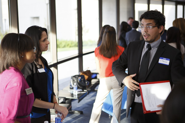 The Hispanic Business Student Association at Bauer hosts career building events such as resume critiques and mock interviews that give members the tools they need to stand out. |Justin Tijerina/ The Cougar