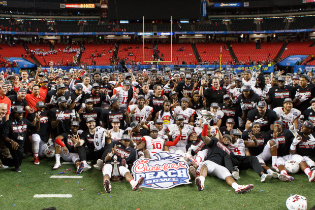 The Peach Bowl-winning Houston Cougars. | Justin Tijerina/The Cougar
