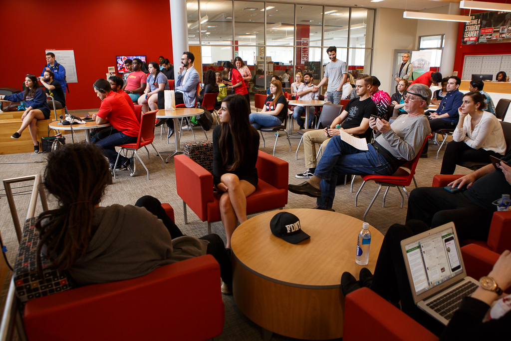 Students gather in the first floor of the Student Center North Building to see the performance on Tuesday afternoon. | Justin Tijiera/The Cougar