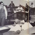 John O'Quinn teaches practice court tactics to students. O'Quinn was one of the most proficient lawyers in Houston and an alumnus. The playing field at TDECU stadium and the Law Library are both named after him. | The Houstonian, 1969