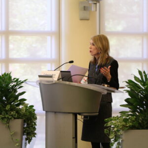 Provost Paula Short at a Faculty Senate meeting UH.