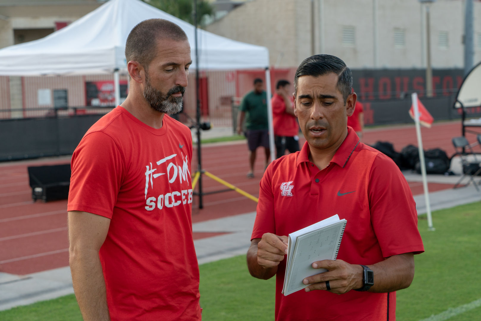 UH soccer head coach Diego Bocanegra has announced his retirement after the 2021 season, after setting a program record of 13 wins. | Courtesy of UH Athletics