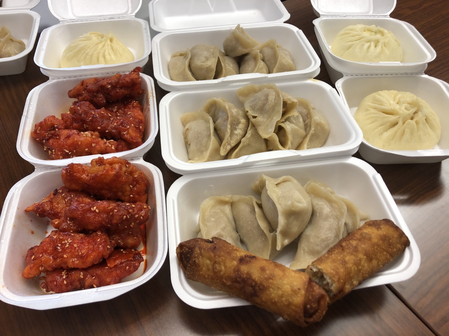 The Flying Dumpling on Monday had its soft opening and serves dumplings, egg rolls and chicken wings. | Trevor Nolley/The Cougar