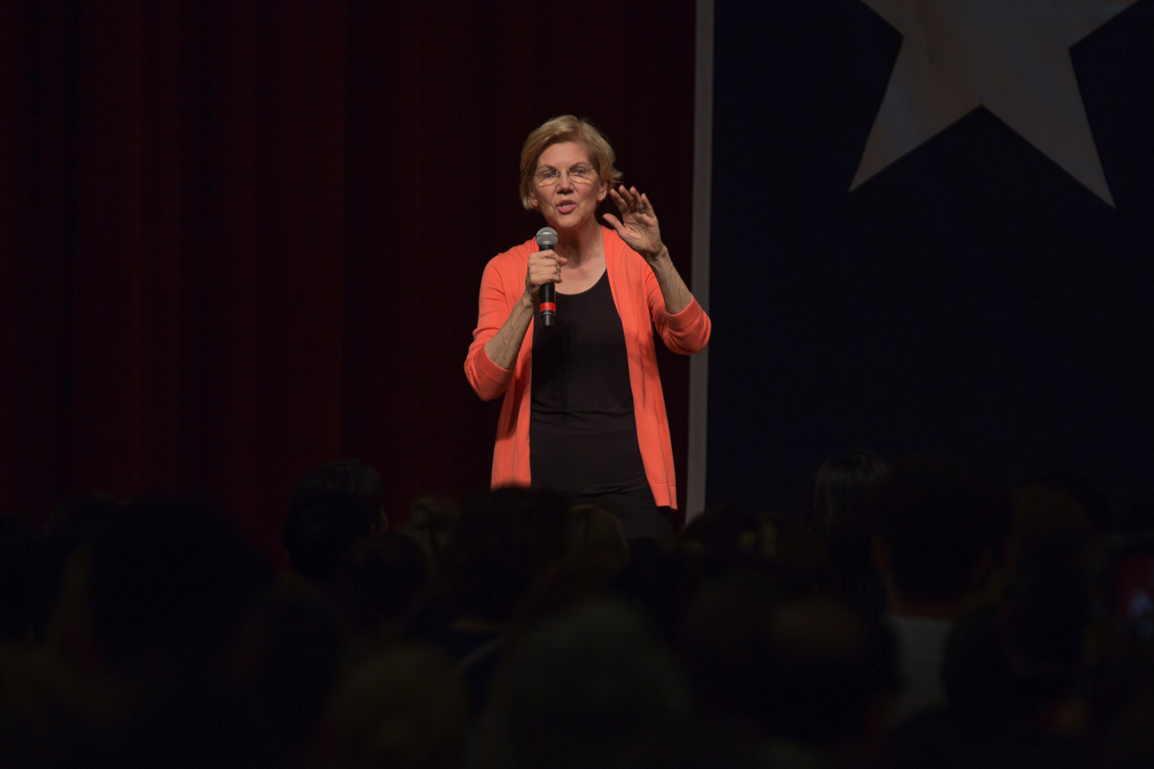 Presidential candidate and Massachusetts Sen. Elizabeth Warren had a town hall in the Houston room of the Student Center South Friday afternoon where she took questions and told about her past at the University of Houston. | Trevor Nolley/The Cougar