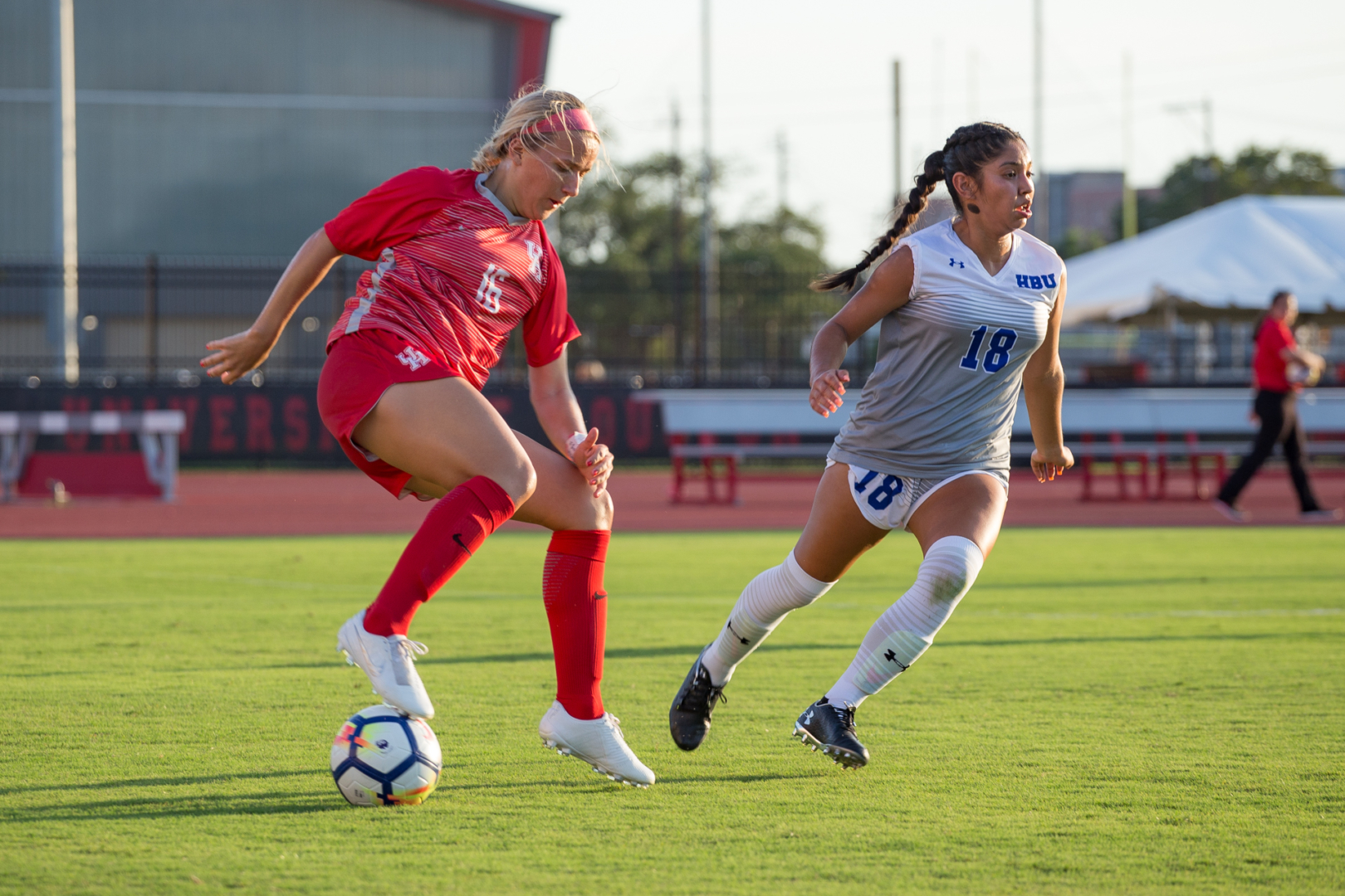 UH soccer Junior midfielder Mia Brascia is among veteran players returning to the team in 2019. | Trevor Nolley/The Cougar