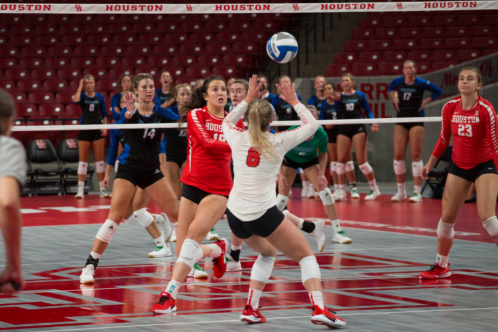 Despite the strong performances during the 2019 season, Houston's volleyball team had a rocky beginning to the year as it opened up the campaign on a four-game losing streak before turning the tides. | Trevor Nolley/The Cougar