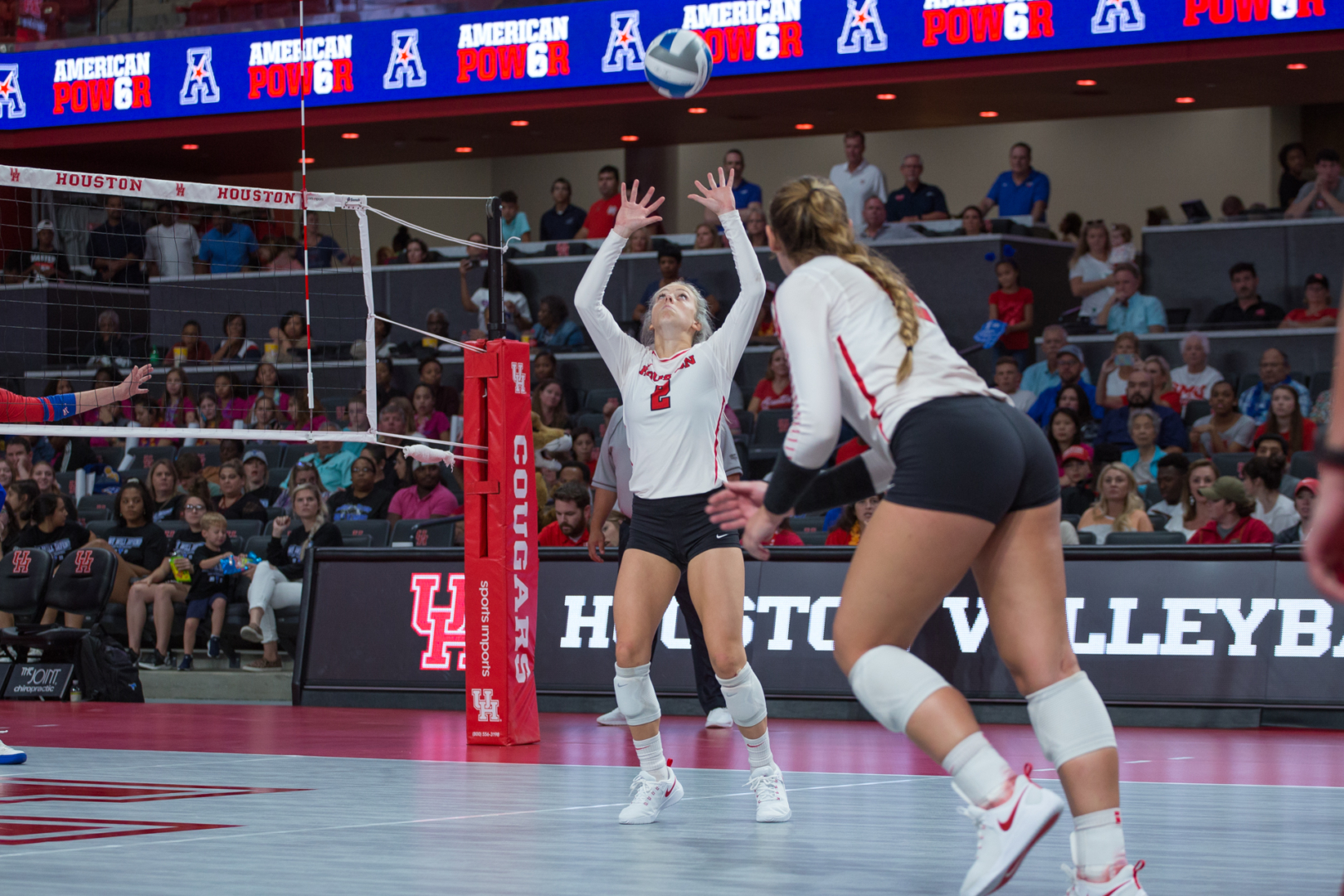 UH defeated ECU 3-2 Friday night after a nail-biting fourth and fifth set, and bring their conference record to 7-0. They prepare to meet Cincinnati at home on Sunday night in the Fertitta Center. | Trevor Nolley/The Cougar