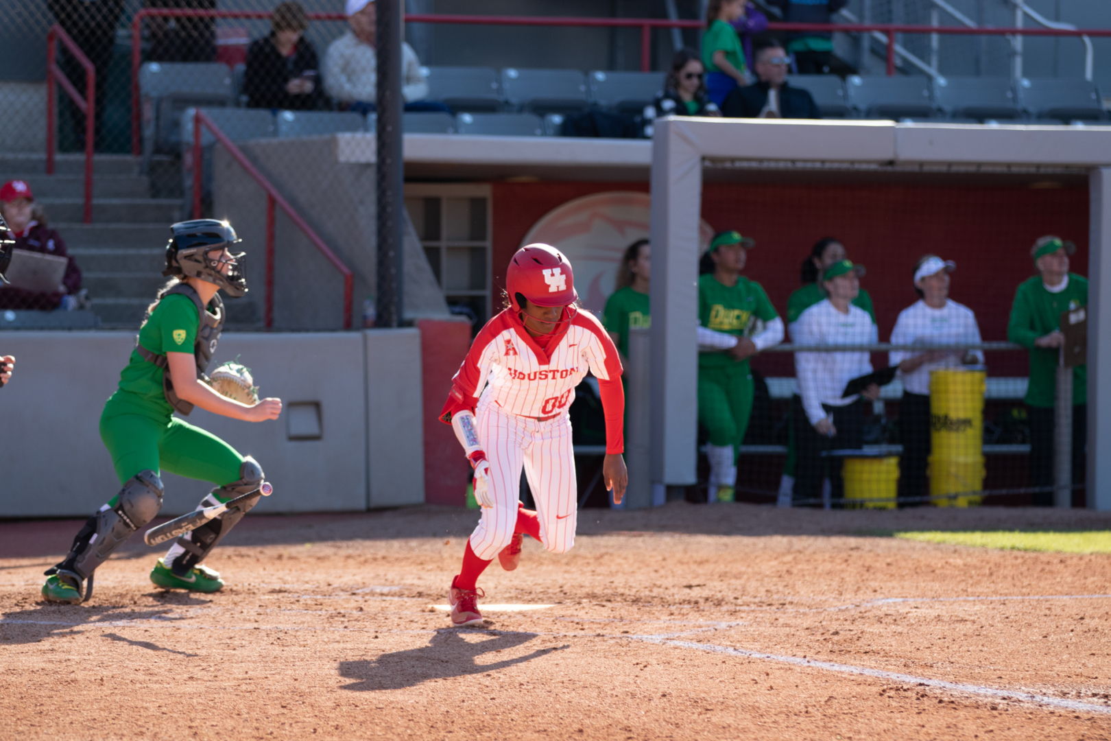 Senior outfielder Lindsey Stewart scored a run in Houston's 9-4 loss to the Ducks in the first contest on Saturday. Kathryn Lenihan/The Cougar