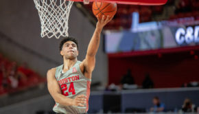 UH men's basketball guard Quentin Grimes scores a layup against Western Kentucky on Thursday night at Fertitta Center. | Andy Yanez/The Cougar