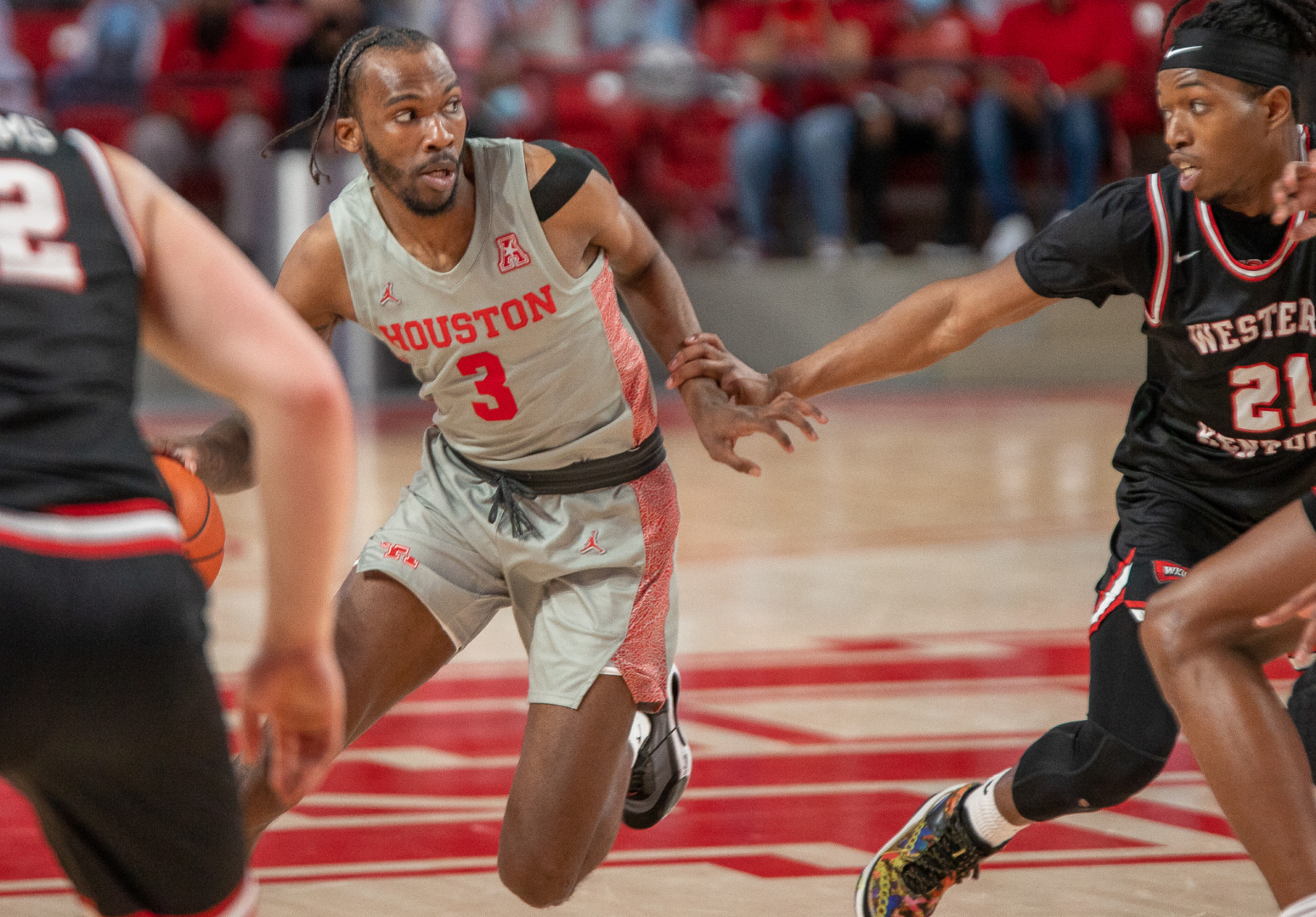 Senior guard DeJon Jarreau recorded the first triple-double for UH basketball since 1993 in the Cougars victory over Tulane in the AAC quarterfinals | Andy Yanez/The Cougar