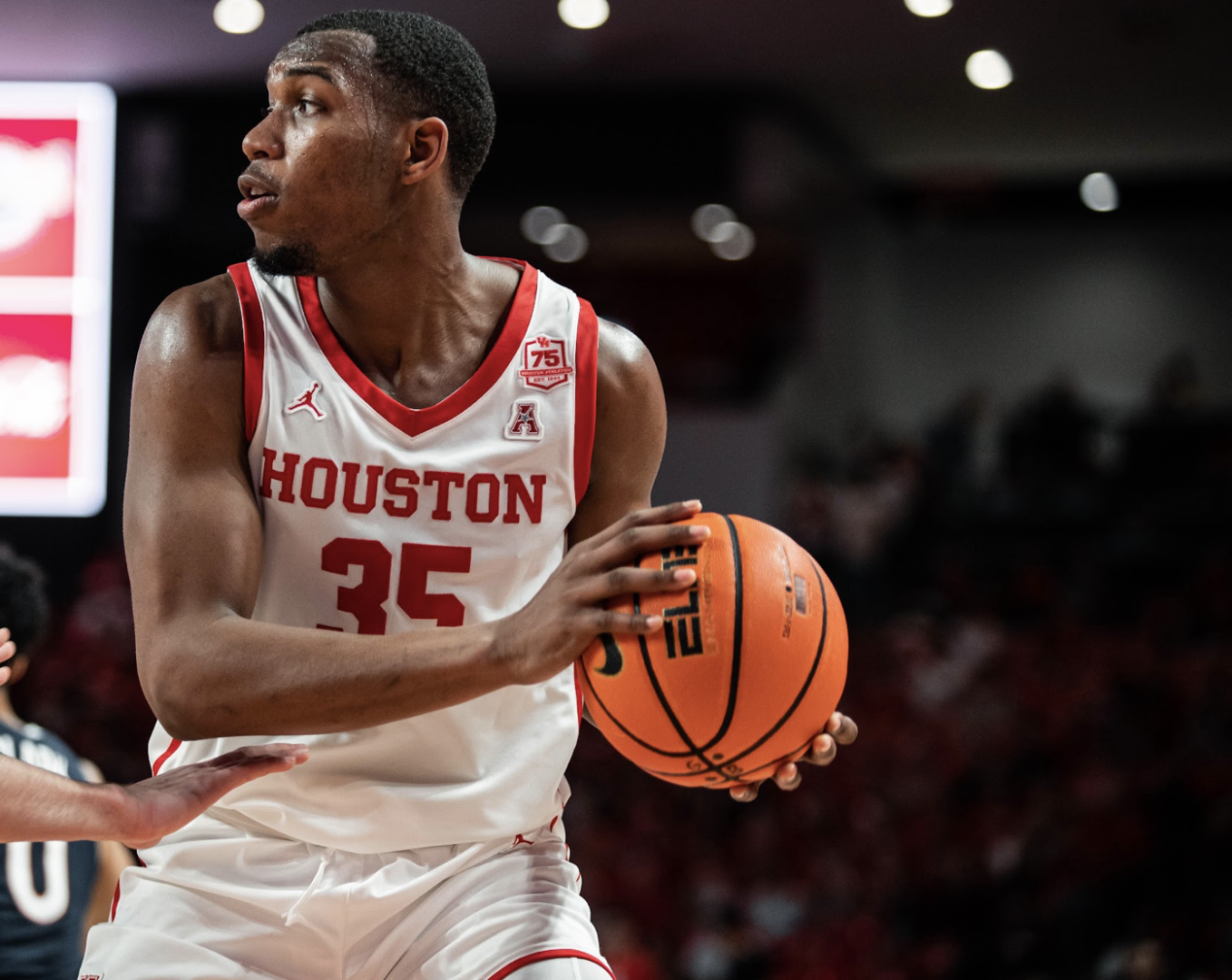 Fabian White Jr. picked up his 44th career win inside the Fertitta Center on Saturday night, becoming the UH basketball program's winningest player inside the Cougars arena. | James Schillinger/The Cougar