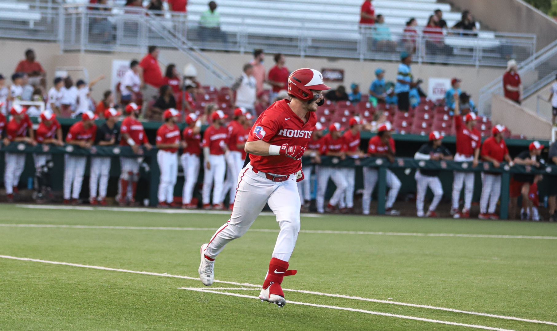 UH baseball shortstop Ian McMillan launched home run No. 7 of the season in the third inning of the Cougars' win over RIce on Wednesday night. | Sean Thomas/The Cougar