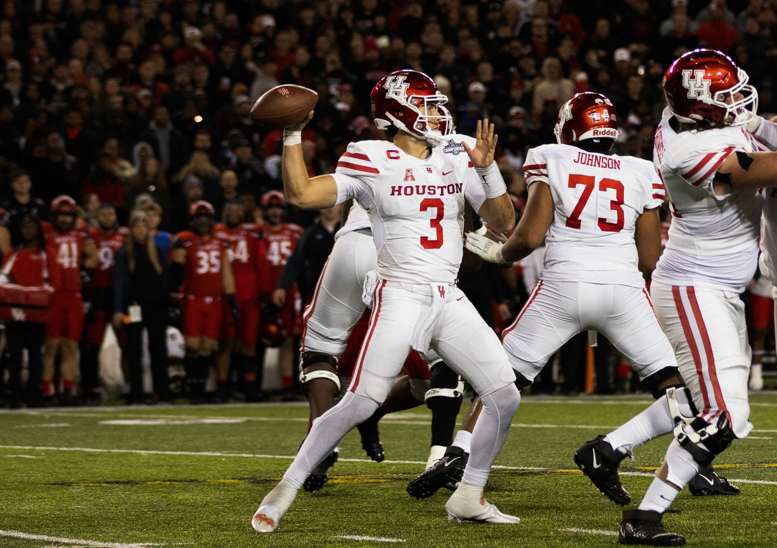 Senior quarterback Clayton Tune and the UH football program have high expectations 2022, including winning the AAC and New Year’s Six bowl. | Sean Thomas/The Cougar