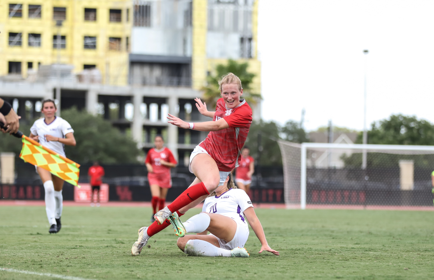 UH soccer dropped its first game of the 2022 season on Sunday night to Lamar. | Sean Thomas/The Cougar