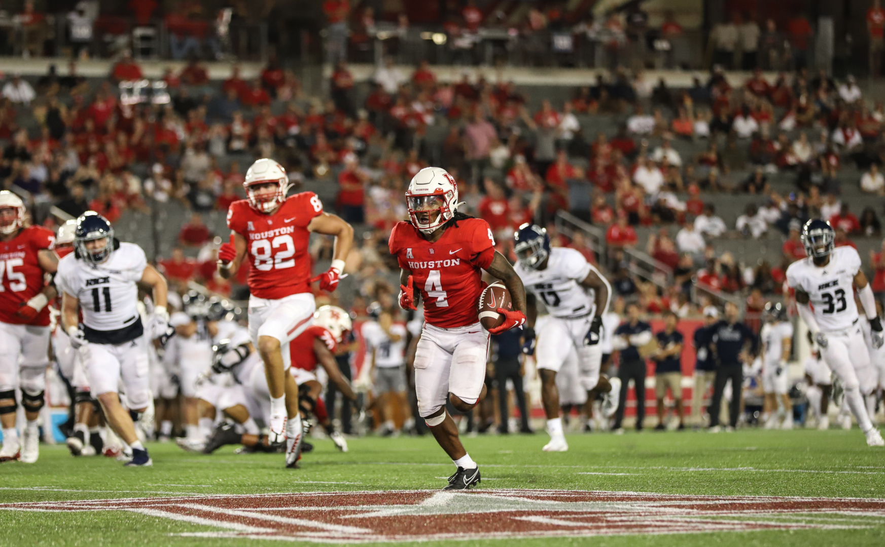UH football’s Ta’Zhawn Henry rushed for 112 yards and a touchdown in the Cougars’ win over Rice last weekend. | Sean Thomas/The Cougar