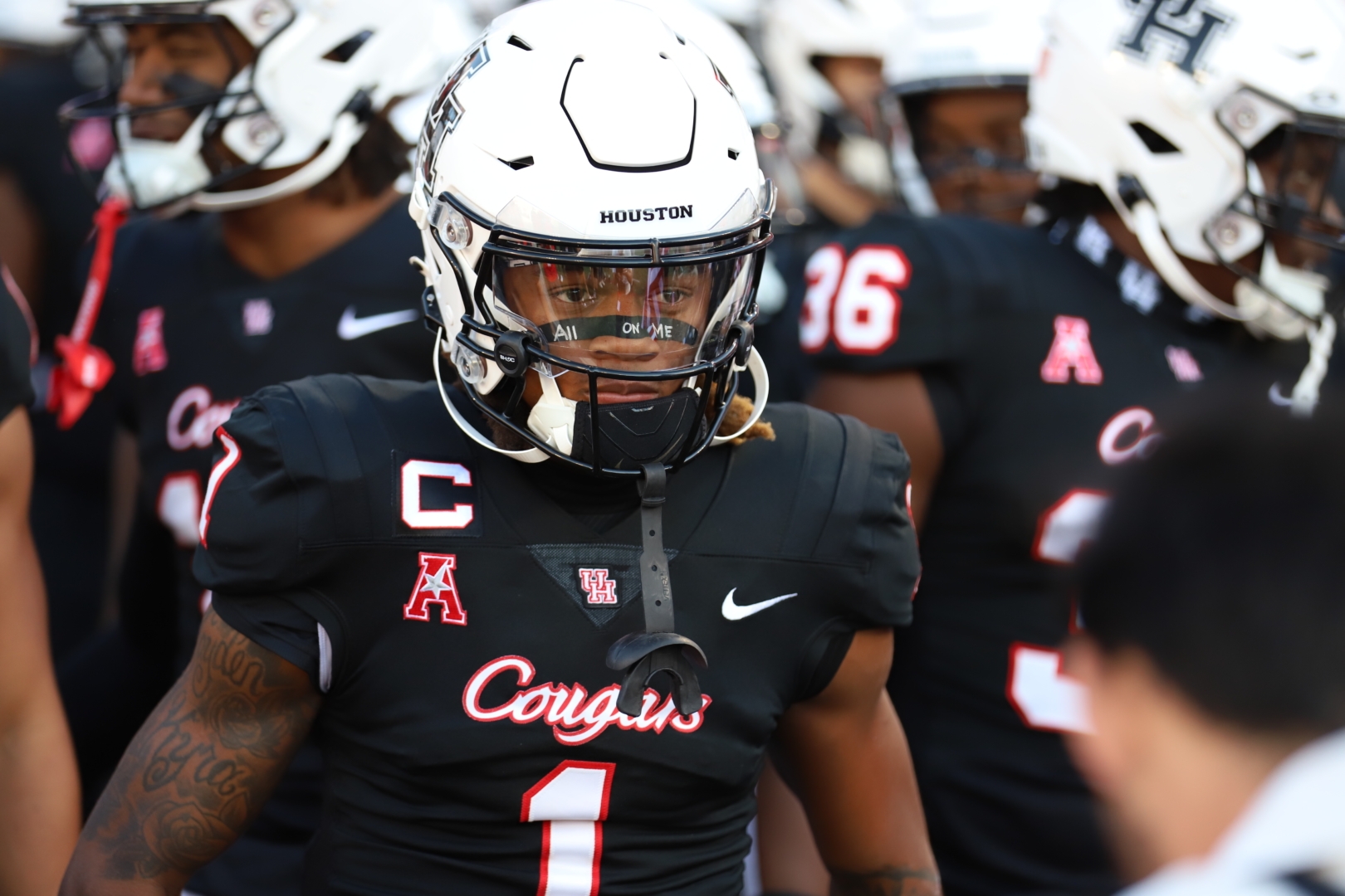 UH football junior receiver Nathaniel Dell leads the Cougars with eight touchdown catches through seven games in 2022. | James Mueller/The Cougar