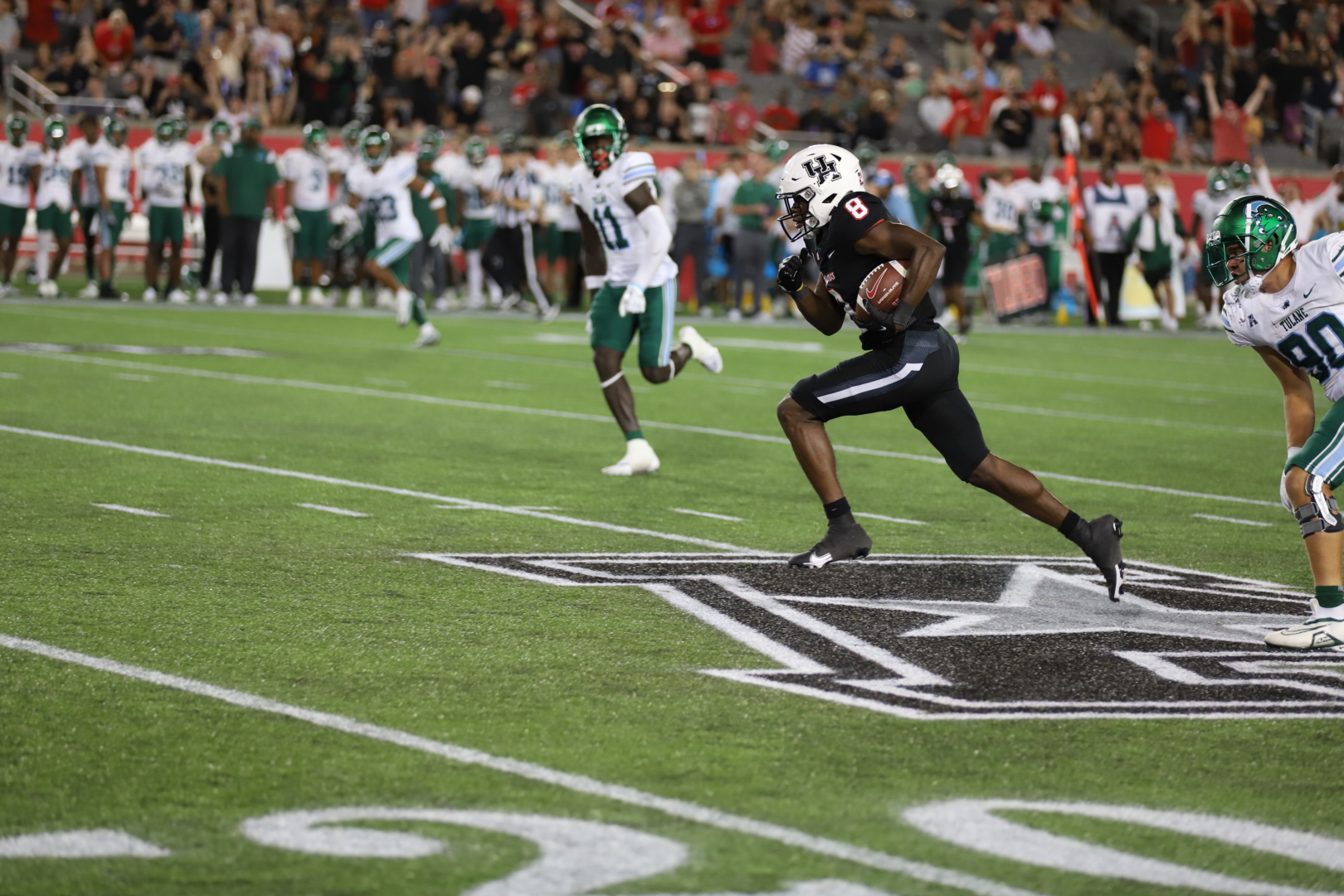 UH football senior receiver KeSean Carter has a 133 yards and two touchdowns through the halfway point of the 2022 season. | James Mueller/The Cougar