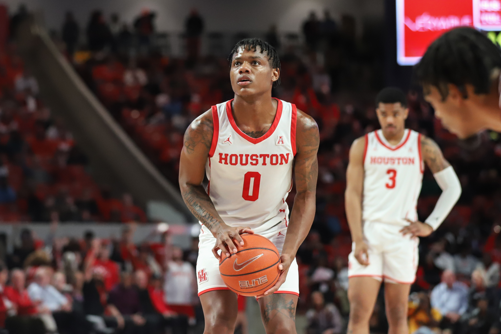UH guard Marcus Sasser led the Cougars with 16 points in their most recent victory over Oregon on Sunday night. | Sean Thomas/The Cougar