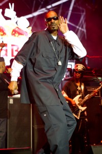Snoop Dogg played to a packed audience Thursday night in South Padre.