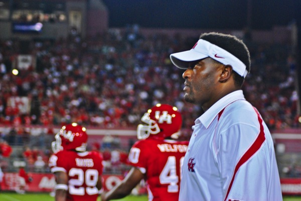 In his four seasons patrolling the sidelines at Robertson Stadium, former head coach Kevin Sumlin led the Cougars to a 35-17 record, while doing something his predecessor Art Briles did not — win a bowl game. | File Photo/The Daily Cougar