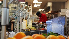 Beside the opening of Cougar Woods Dining Hall (above) on Monday, UH Dining Services has worked on improving dining experiences across the University’s campus. | Joshua Mann/The Daily Cougar