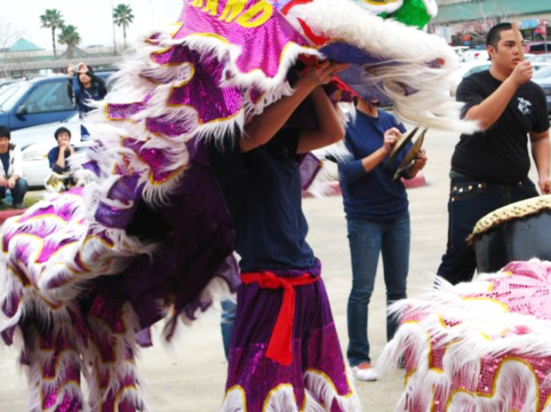 liondancing