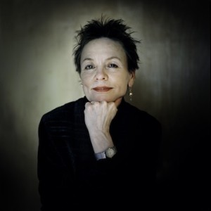 Laurie Anderson came to UH as part of the Mitchell Lecture series on Wednesday night and captivated audiences with her storytelling abilities. | Photo courtesy of uh.edu