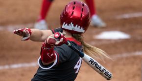 The UH softball team dropped both of its game against No. 2/3 Oklahoma on Sunday at Cougar Softball Stadium. | File Photo