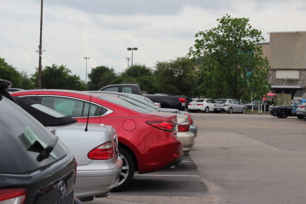 In lots that are currently ungated, anyone with a valid UH parking permit can use them after 3 p.m. Monday-Thursday, as well as all day Friday, Saturday and Sunday. A change to gated lots would make them only accessible to faculty-staff with a permit to park in them. | File photo