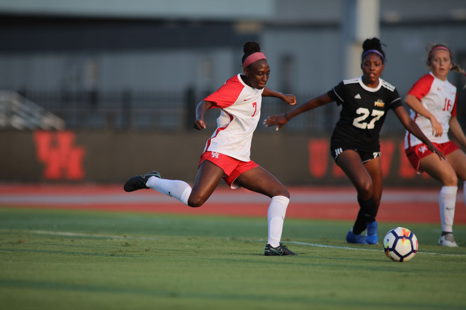 Senior forward Desiree Bowen scored Houston's second goal to put the Cougars up 2-0 in the first half. | File photo
