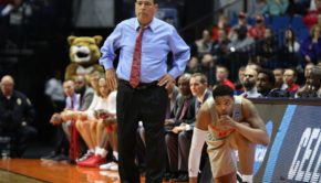 Head Coach Kelvin Sampson looking on at his team in a game from the 2018-19 season. Houston begins American play for the 2019-20 season on Friday against UCF. | File Photo