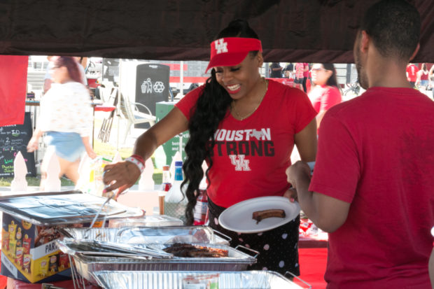 Fans at the first tailgate expressed high hopes for the Cougars this season. | McKenzie Misiaszek/The Cougar