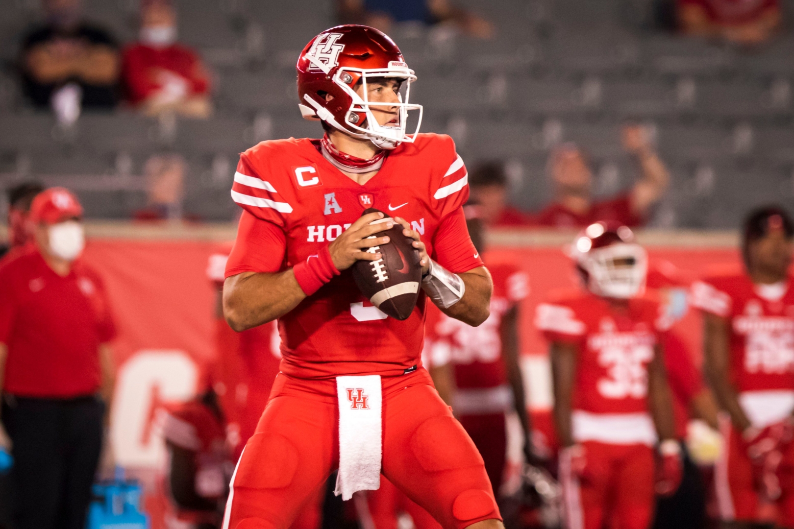 Houston quarterback Clayton Tune drops back to pass against Tulane earlier in the season | Courtesy of UH athletics