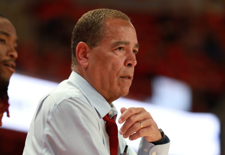 UH coach Kelvin Sampson eyes the court of Fertitta Center during a game in 2019-20 against USF. He will not be on the sidelines on Saturday due to COVID-19 guidelines. | Mikol Kindle Jr./The Cougar