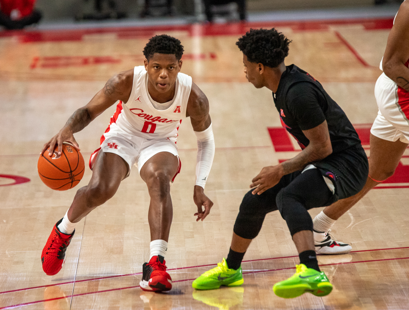 UH men’s basketball adds weekend game to schedule - The Cougar