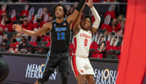 UH guard Marcus Sasser, who hit eight 3-pointers in the team's first meeting against Tulane on Jan. 9, shoots a long-distance shot against Memphis last Sunday at Fertitta Center. | Andy Yanez/The Cougar