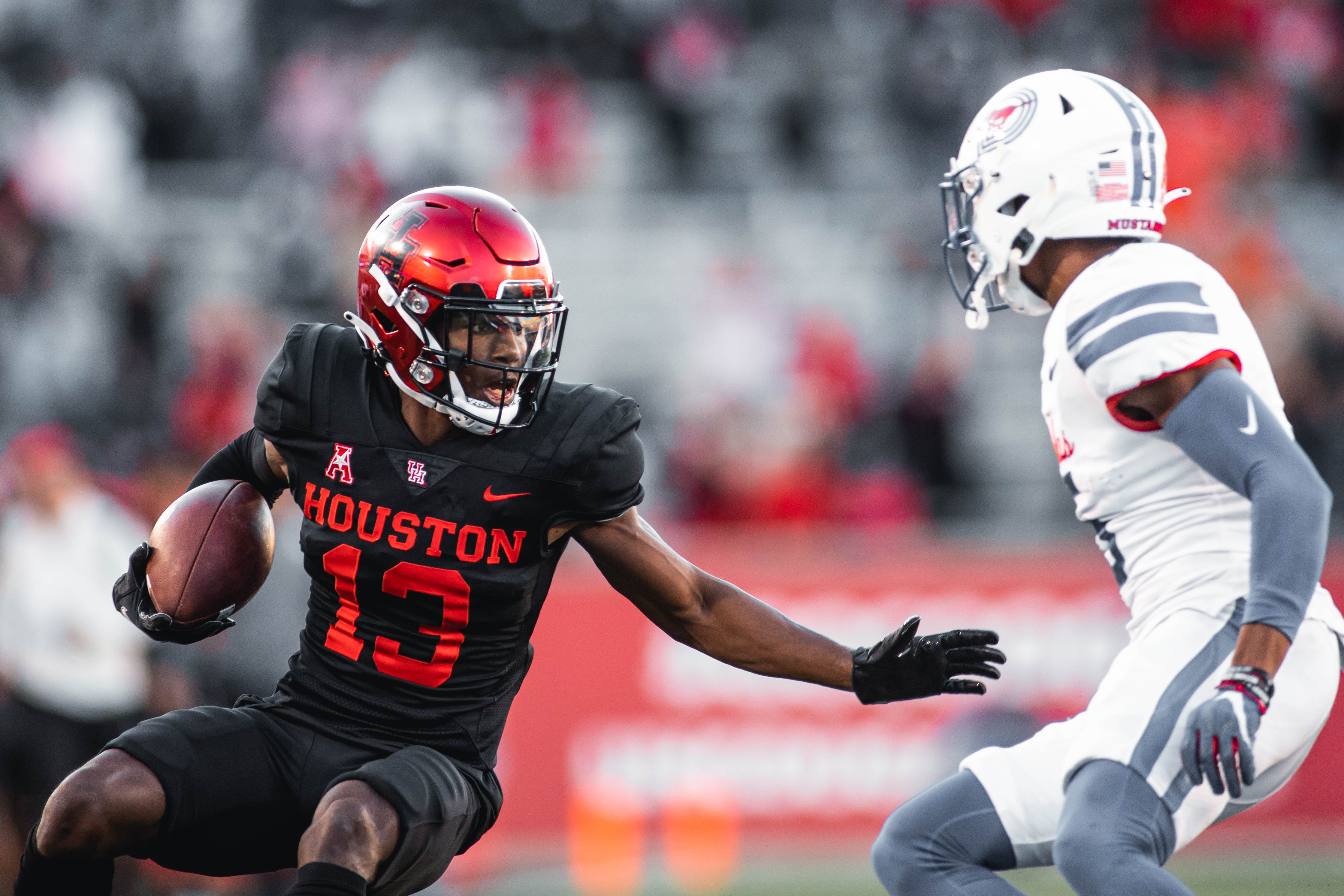 Houston weekend sports: UH new uniforms