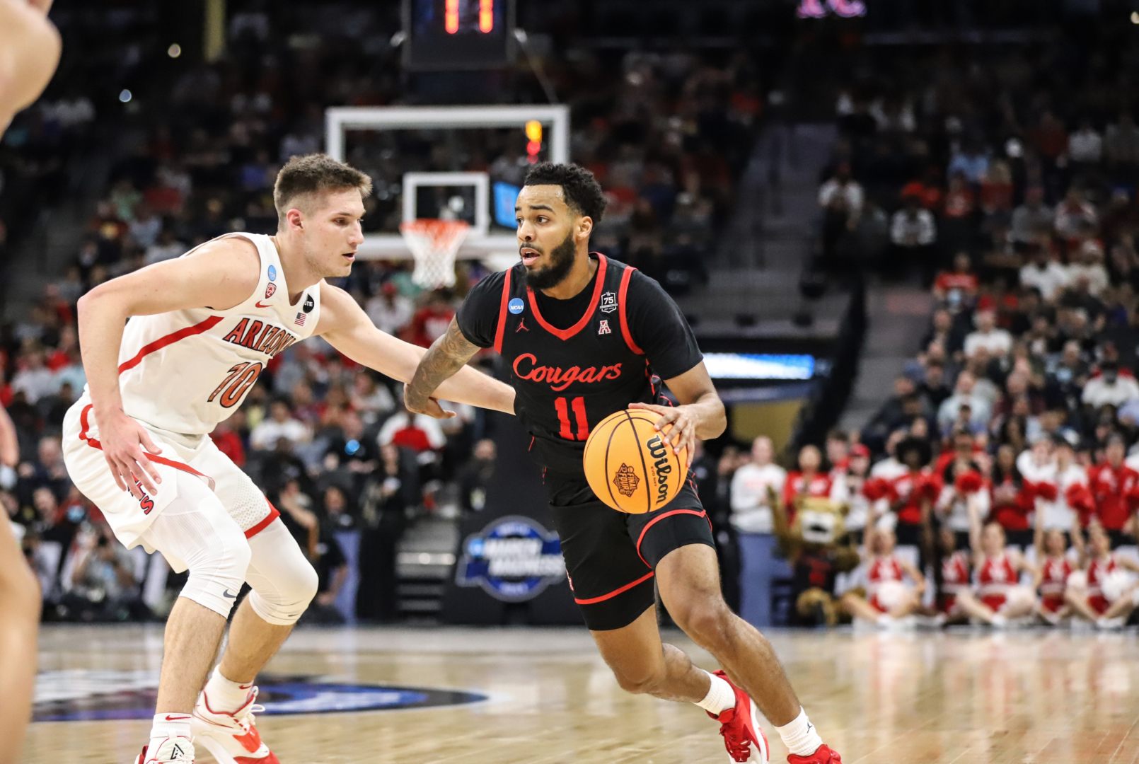 UH guard Kyler Edwards was red-hot from deep in the Sweet 16, hitting 5 3-pointers in the Cougars' victory over Arizona on Thursday night at AT&T Center in San Antonio. | Sean Thomas/The Cougar