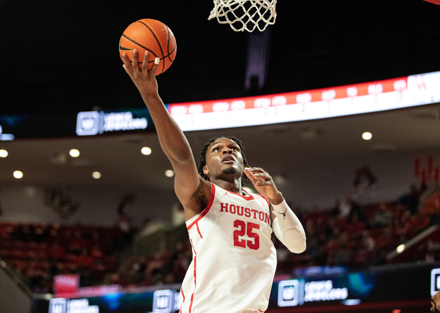 Ever since Marcus Sasser and Tramon Mark went down with injuries, Josh Carlton has been a focal point of the UH offense. | Sean Thomas/The Cougar