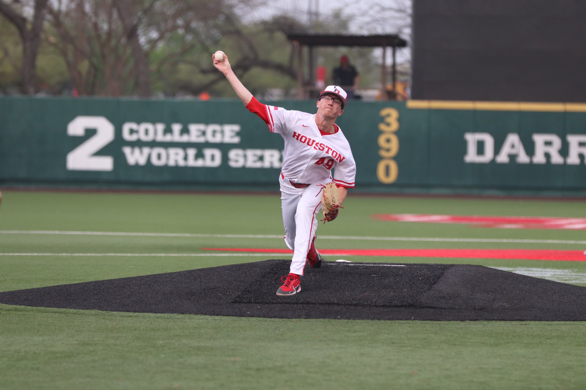 Former UH baseball RHP Logan Clayton will sign with the Arizona Diamondbacks after being selected in the 17th round of the 2022 MLB Draft. | James Mueller/The Cougar