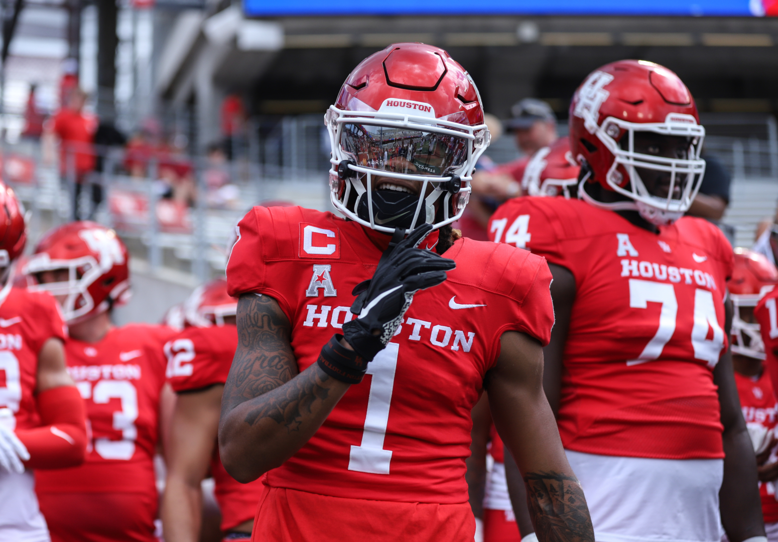 UH junior wide receiver Nathaniel Dell has hauled in 18 receptions for 246 yards and two touchdowns through the Cougars' first three games. | Sean Thomas/The Cougar