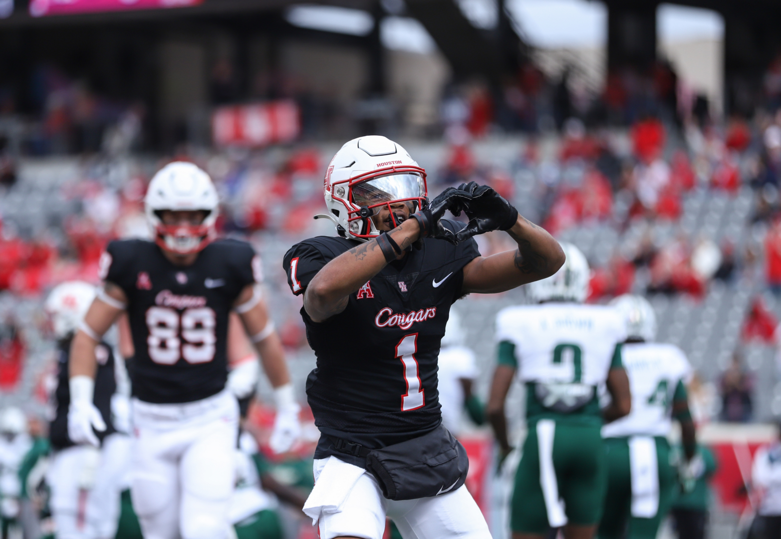 Junior receiver Nathaniel Dell had a good birthday, hauling in two touchdowns in UH football's win over USF on Saturday afternoon at TDECU Stadium. | Sean Thomas/The Cougar