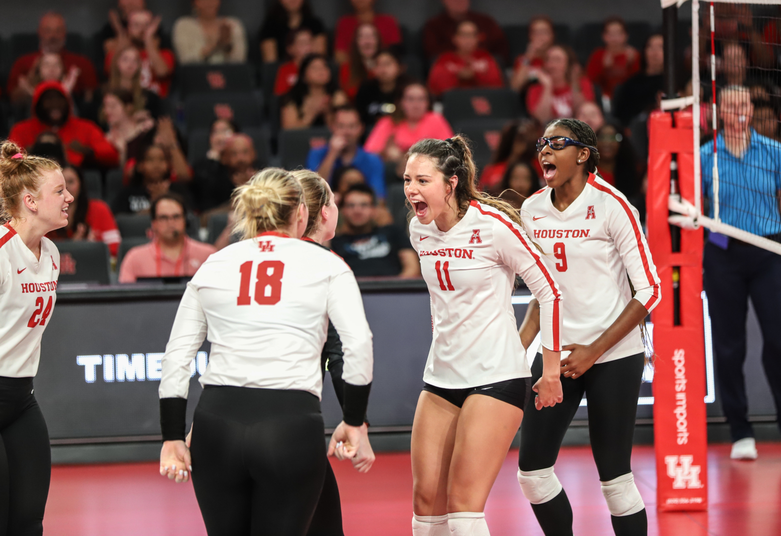 Ending its final season in the AAC as conference co-champions, UH volleyball is headed to the NCAA Tournament for the first time since 2000. | Sean Thomas/The Cougar