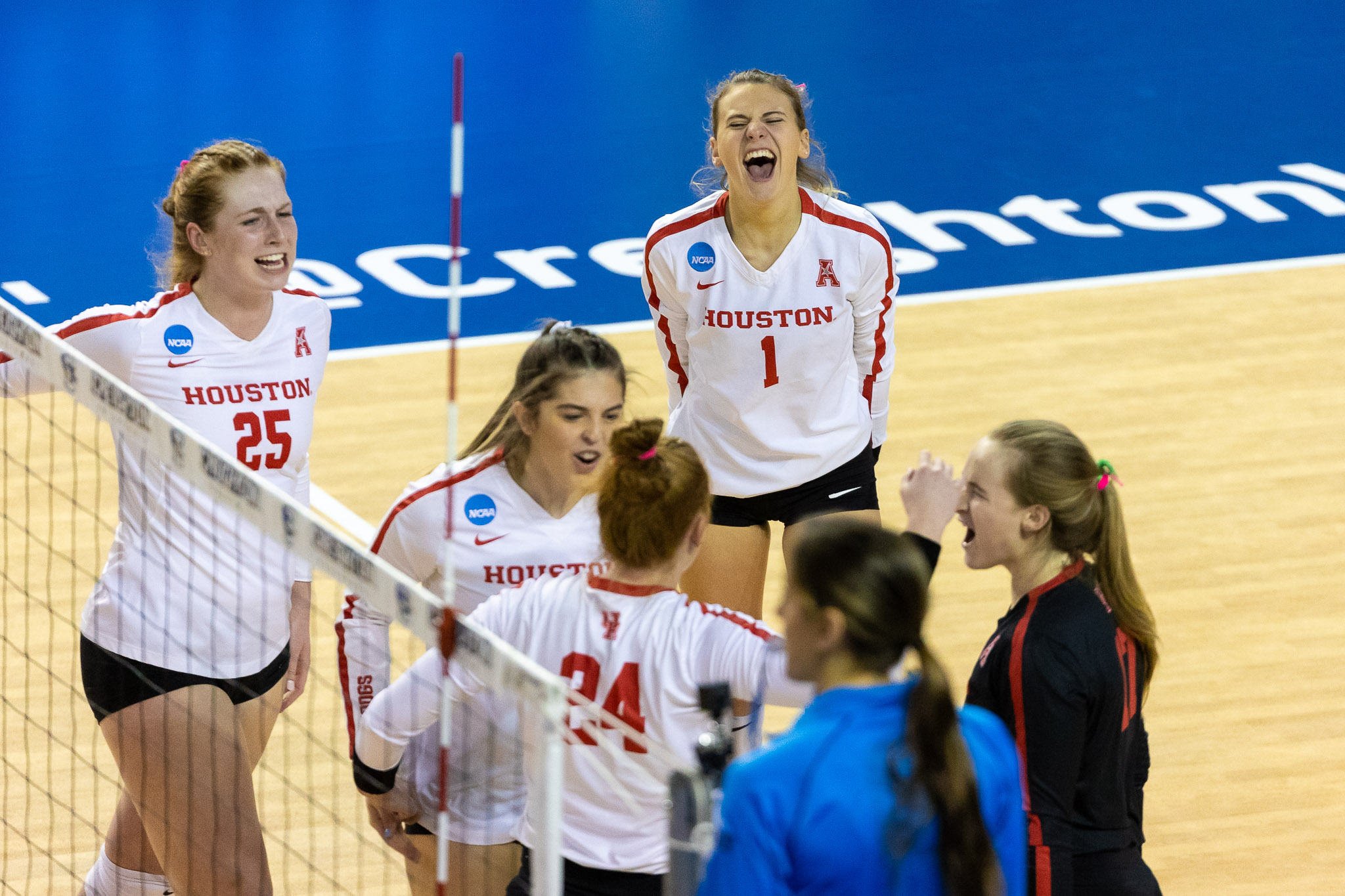 Houston volleyball is still dancing after the Cougars defeated Auburn Friday night in Omaha, Nebraska to advance to the Sweet 16. | Courtesy of UH athletics
