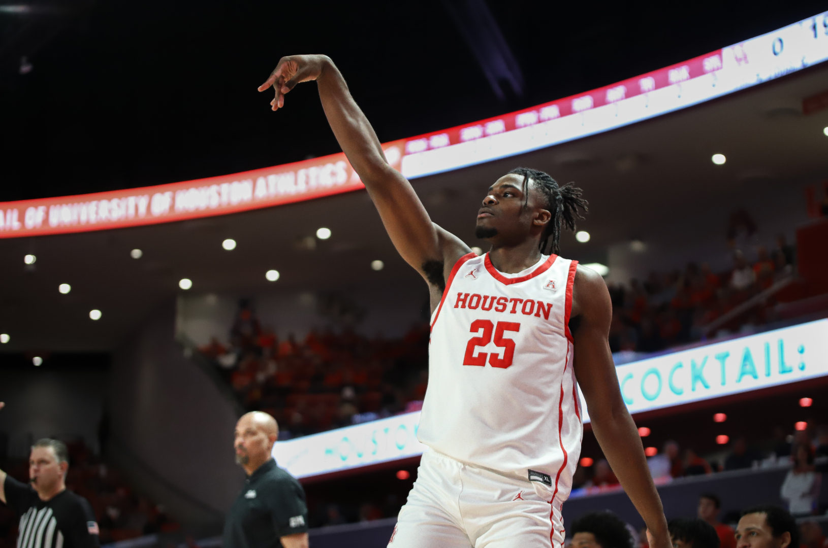 SMU had no answers for Jarace Walker as the UH freshman forward scored 23 points and pulling down 10 rebounds in the Cougars' blowout victory over the Mustangs on Thursday night at Fertitta Center. | Anh Le/The Cougar