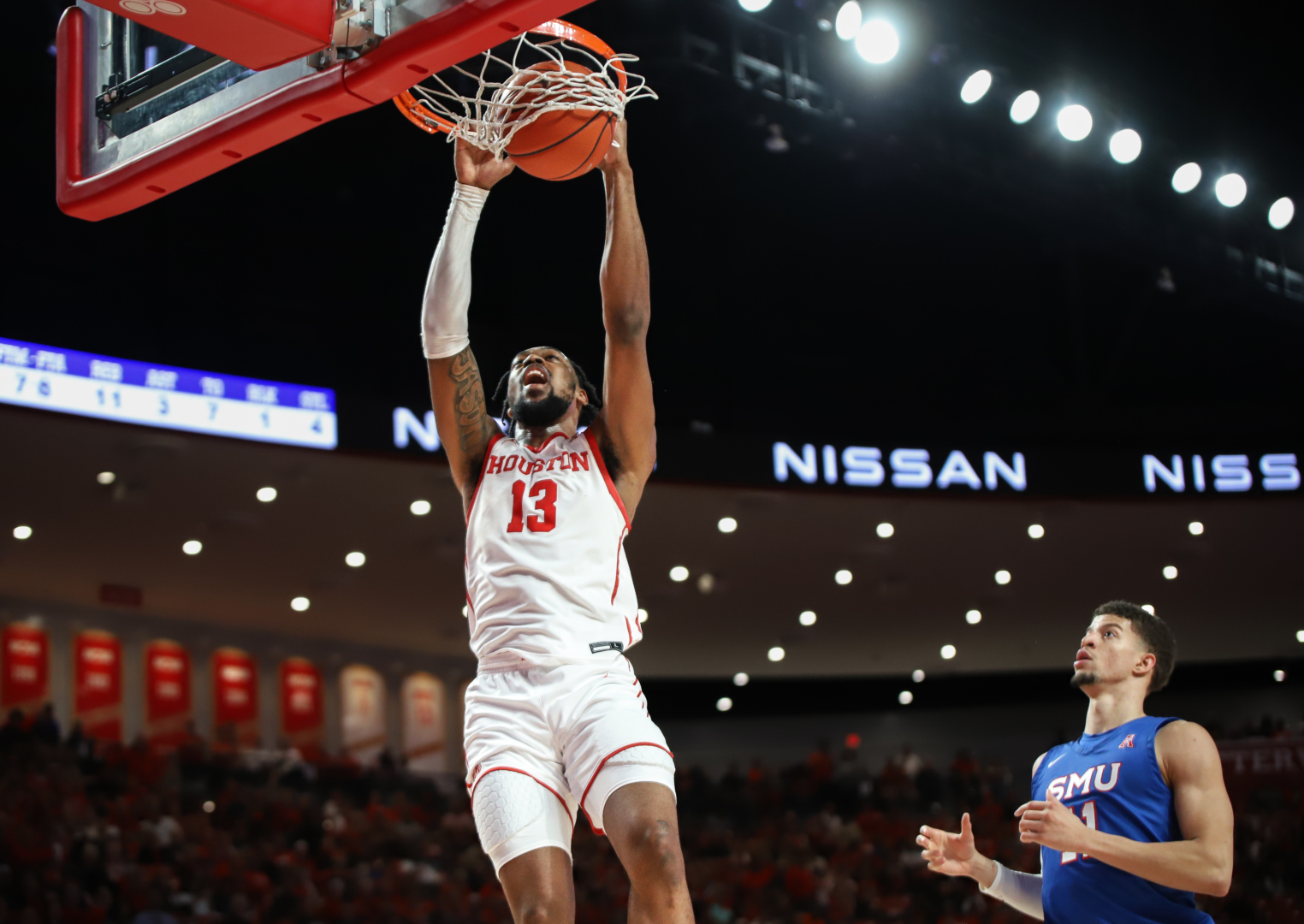 J'Wan Roberts had 10 points within the first 10 minutes of No. 1 UH's win over Tulane on Tuesday night in New Orleans. | Anh Le/The Cougar