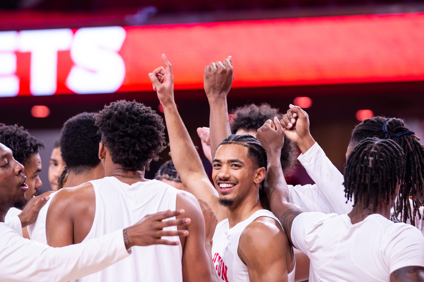 Cougars bounce back: No.10 Houston goes 6-1 in conference as they defeat TCU 79-70